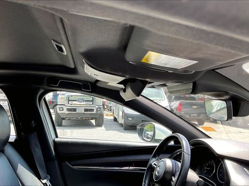 Used 2023 MAZDA MAZDA3 s FWD image 21