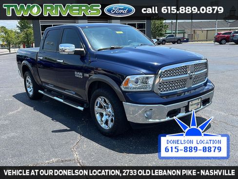 Used 2018 RAM 1500 Laramie w/ Convenience Group AWD/4WD image 2