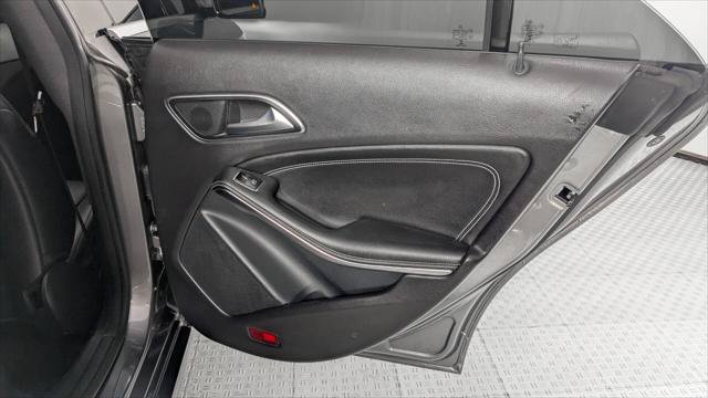 Used 2019 Mercedes-Benz CLA 250 4MATIC image 21