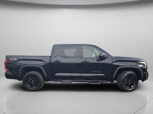 Used 2023 Toyota Tundra SR5 w/ SR5 Convenience Package AWD/4WD image 25
