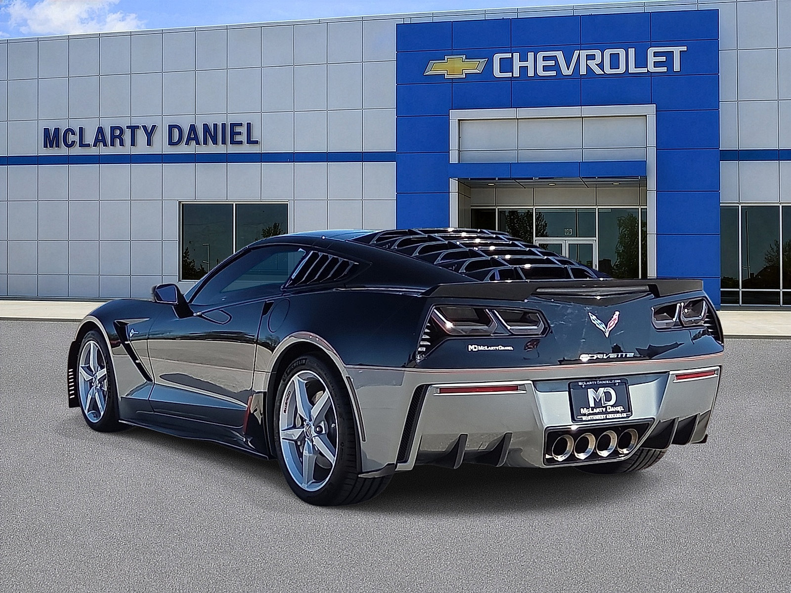 Used 2015 Chevrolet Corvette Stingray Coupe w/ 2LT Preferred Equipment Group RWD image 4