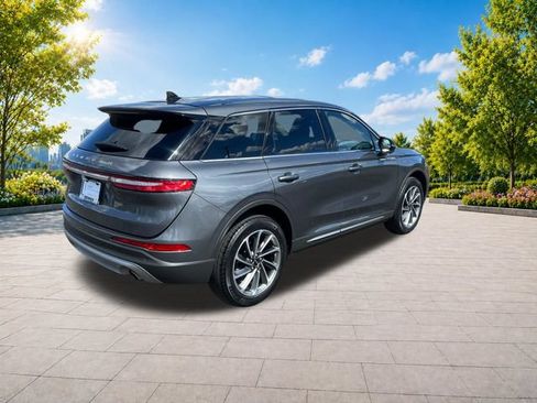 Used 2023 Lincoln Corsair AWD w/ Equipment Group 101A image 8