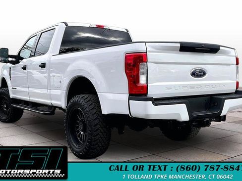 Used 2019 Ford F250 XLT AWD/4WD image 11