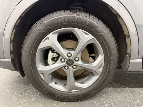 Used 2023 Ford Escape ST-Line Select AWD/4WD image 18