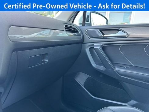 Certified 2023 Volkswagen Tiguan SE AWD/4WD image 16