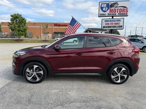 Used 2016 Hyundai Tucson Sport AWD/4WD image 2