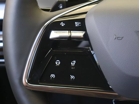 New 2026 Cadillac Lyriq Sport w/ LPO, ONYX Package AWD/4WD image 20