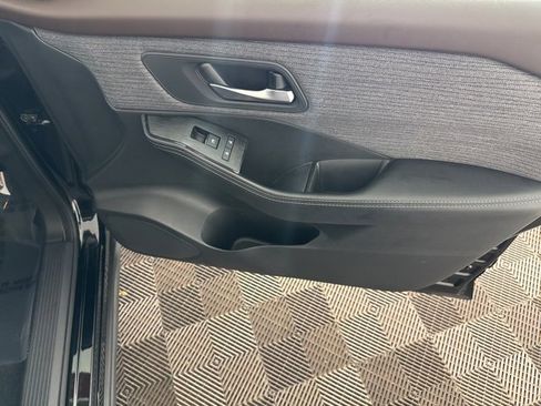 Certified 2021 Nissan Rogue SV image 19