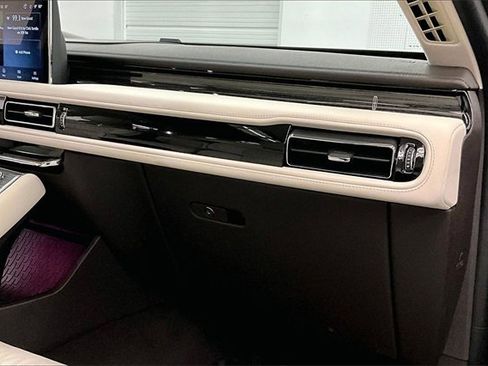 Used 2024 Lincoln Aviator Black Label w/ Dynamic Handling Package image 17