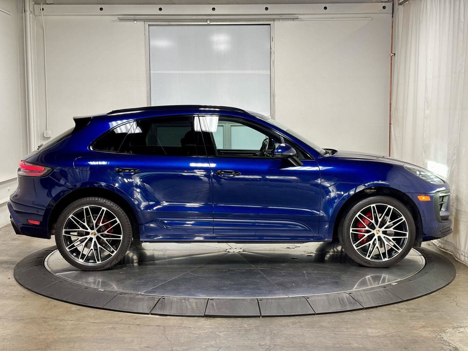 Used 2022 Porsche Macan S AWD/4WD image 11