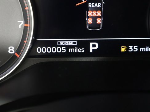 New 2026 Mitsubishi Outlander ES image 36