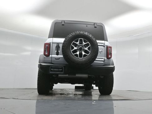 Certified 2024 Ford Bronco Badlands image 48