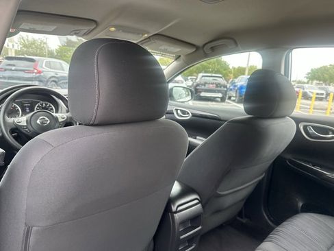 Used 2017 Nissan Sentra SV image 23