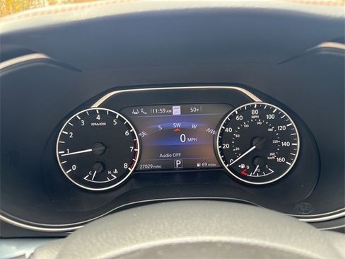 Used 2023 Nissan Maxima SR w/ Sport Mat Group image 18