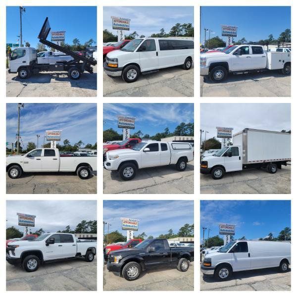 Used 2019 Chevrolet Express 2500 w/ Safety Package RWD image 13
