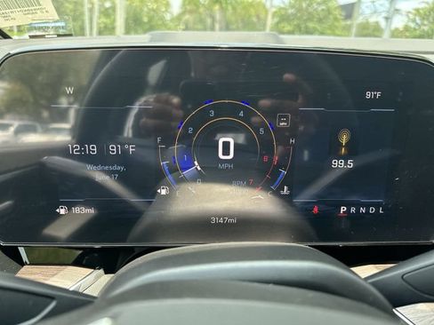 Used 2026 Chevrolet Suburban LS RWD image 26