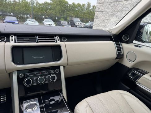 Used 2016 Land Rover Range Rover Supercharged AWD/4WD image 34