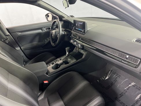 Used 2024 Honda Civic Sport image 26