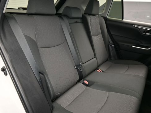 Used 2023 Toyota RAV4 XLE image 38