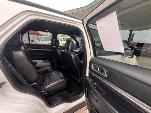 Used 2017 Ford Explorer Sport w/ Equipment Group 401A AWD/4WD image 11