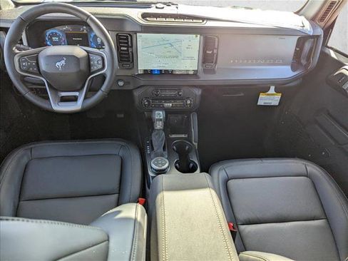 New 2025 Ford Bronco Badlands w/ Sasquatch Package image 16