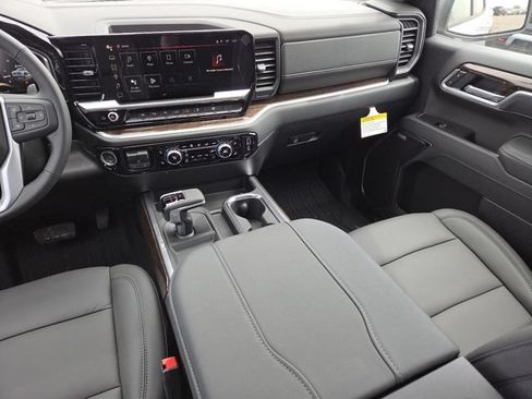 New 2026 GMC Sierra 1500 Elevation w/ Elevation Premium Package AWD/4WD image 33