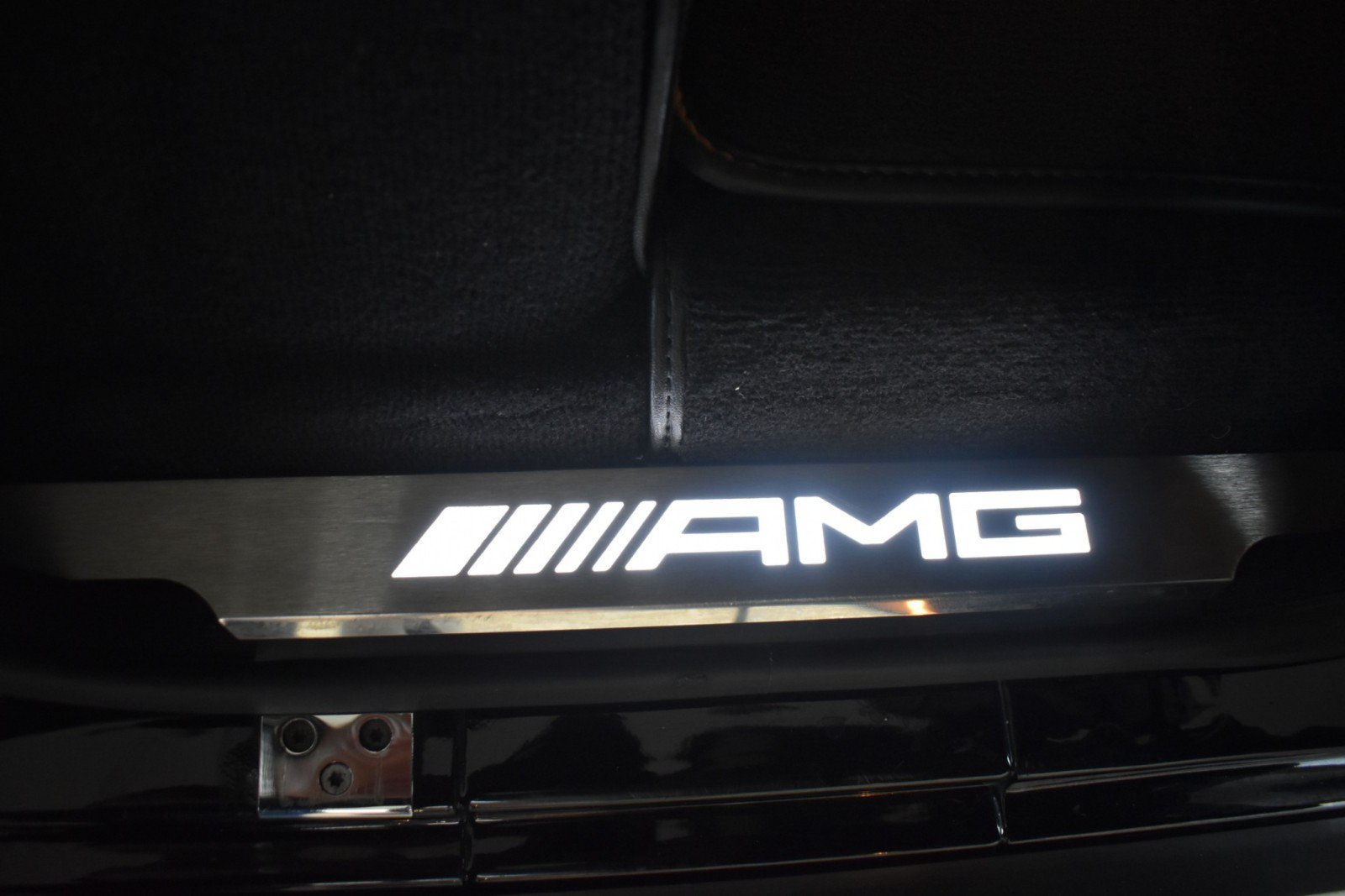 Used 2017 Mercedes-Benz G 63 AMG 4MATIC image 30