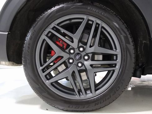 Used 2025 Ford Explorer ST-Line w/ Premium Package image 78