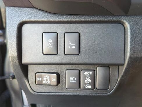 Used 2023 Toyota Tacoma TRD Off-Road image 23