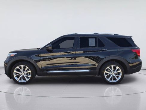 Used 2021 Ford Explorer Platinum w/ Equipment Group 601A AWD/4WD image 2