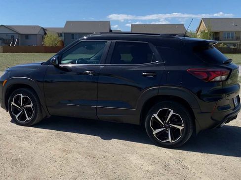 Used 2021 Chevrolet TrailBlazer RS AWD/4WD image 2