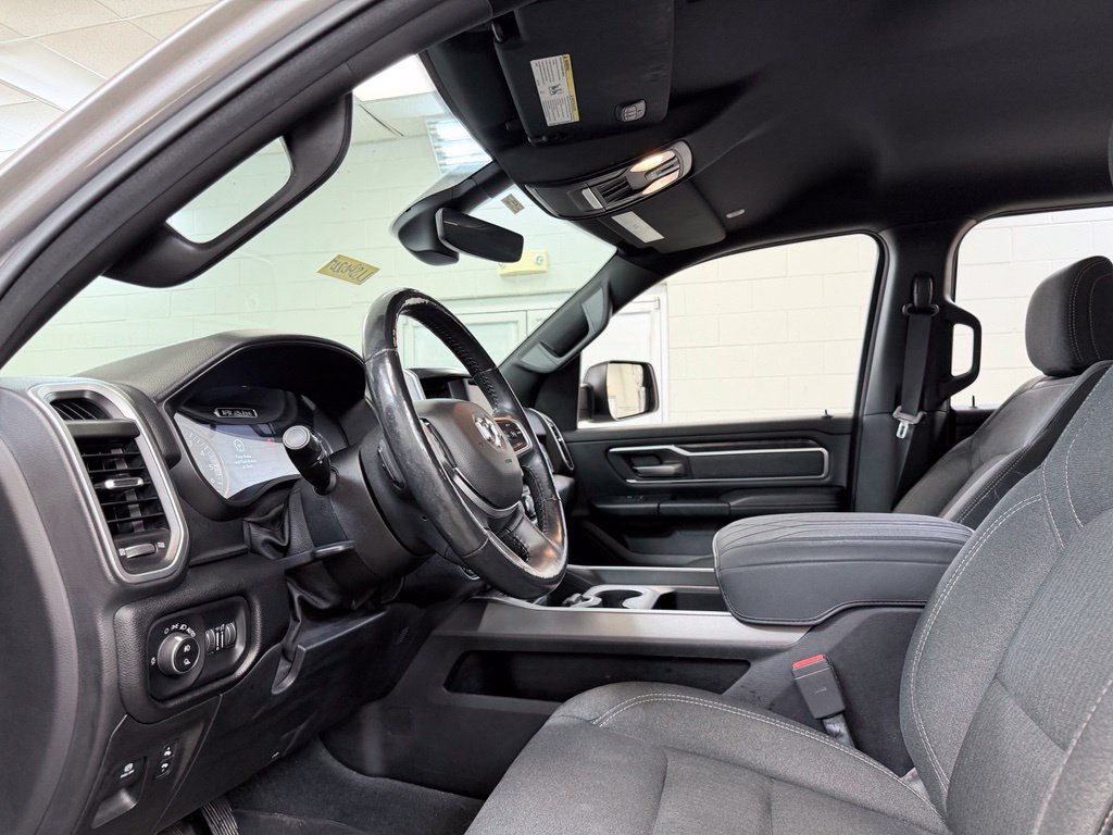 Used 2019 RAM 1500 Big Horn AWD/4WD image 16