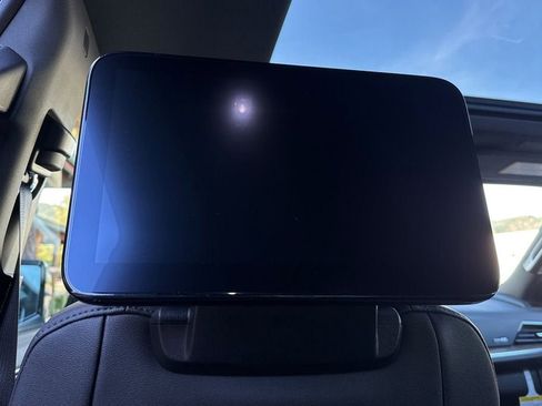 New 2026 Chevrolet Tahoe High Country image 15