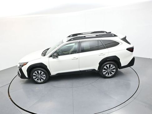 Used 2024 Subaru Outback Limited XT AWD/4WD image 32