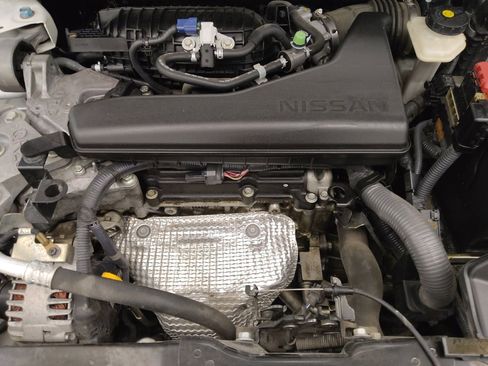 Used 2014 Nissan Rogue SV FWD image 30