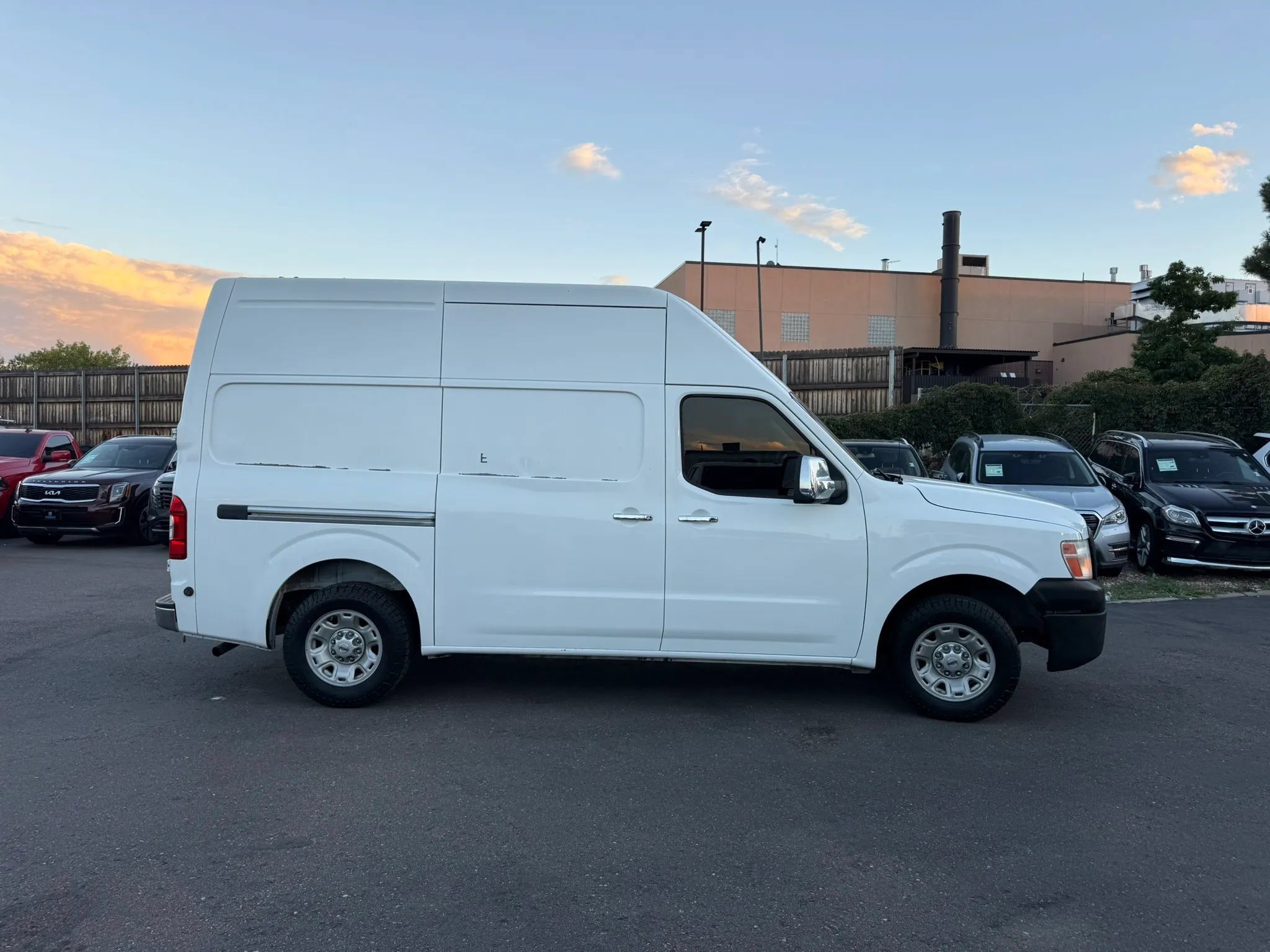 Used 2012 Nissan NV 2500 SV w/ Side Curtain Airbag Pkg RWD image 8