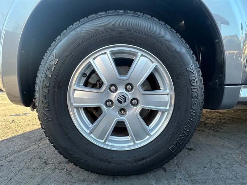 Used 2008 Mercury Mariner 4WD V6 image 9