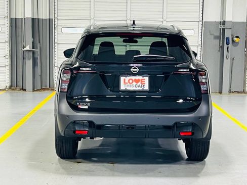 New 2026 Nissan Kicks SV FWD image 14