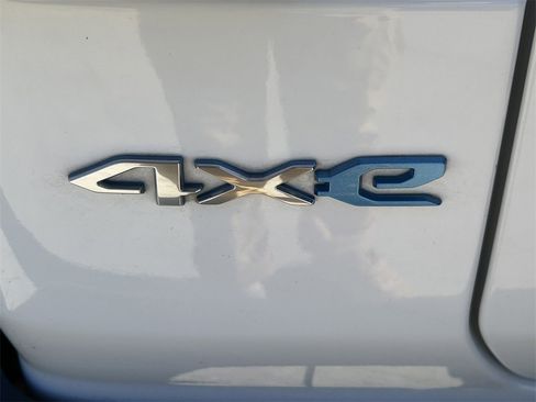 Used 2023 Jeep Wrangler Unlimited Sahara w/ Cold Weather Group image 12