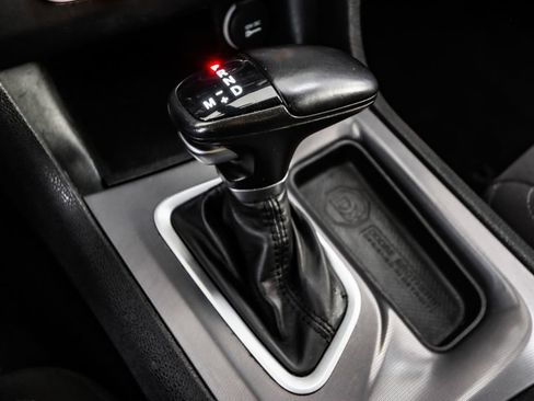 Used 2023 Dodge Charger SXT image 33