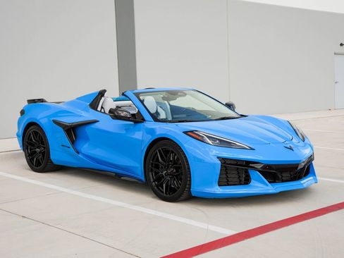 Used 2025 Chevrolet Corvette Z06 w/ Battery Protection Package image 26