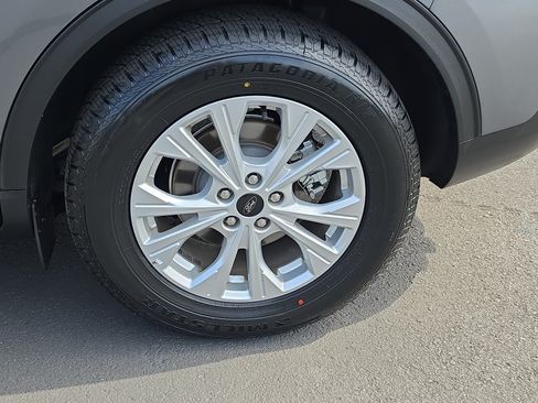 Used 2025 Ford Escape Active FWD image 11