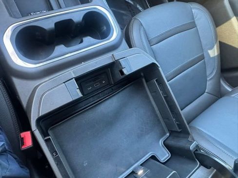 Used 2022 GMC Sierra 2500 Denali image 17