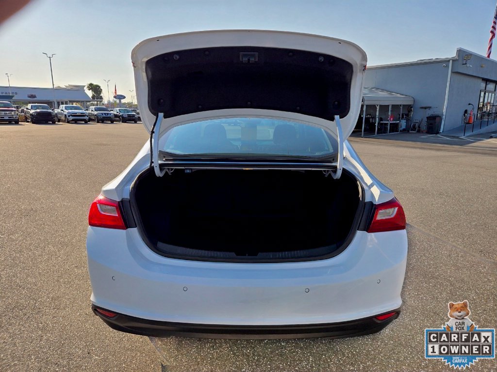 Used 2025 Chevrolet Malibu LT FWD image 16