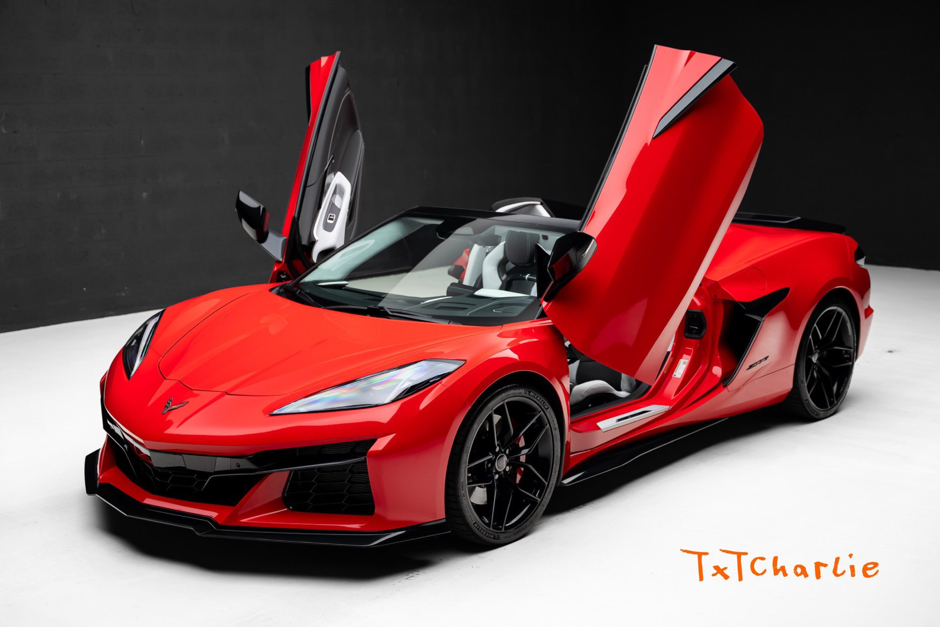 Used 2026 Chevrolet Corvette Z06 RWD image 1