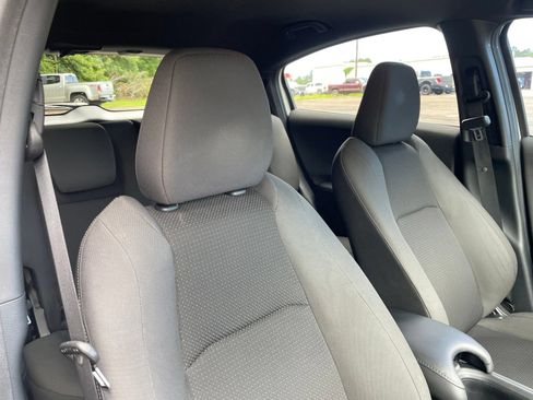Used 2021 Honda HR-V Sport image 36