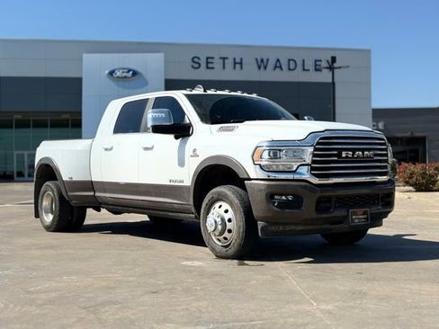 Used 2024 RAM 3500 Limited w/ Towing Technology Group image 1