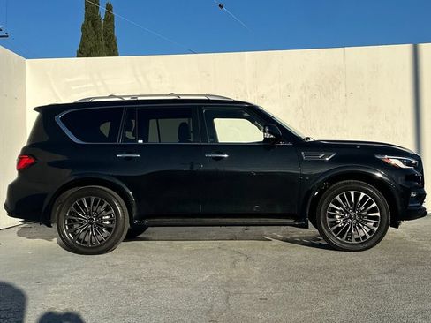 Certified 2024 INFINITI QX80 Premium Select w/ Cargo Package AWD/4WD image 2