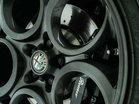 Used 2015 Alfa Romeo 4C With Many Upgrades w/ Leather Interior Group image 20