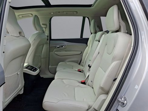 Used 2023 Volvo XC90 B5 Core w/ Protection Package Premier AWD/4WD image 26